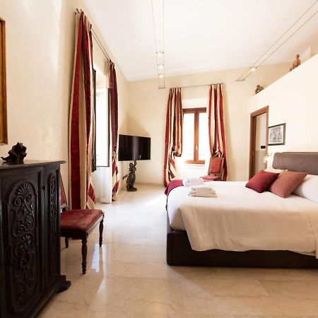 רומא The Best Rent - Apartment With A View On Altare Della Patria מראה חיצוני תמונה