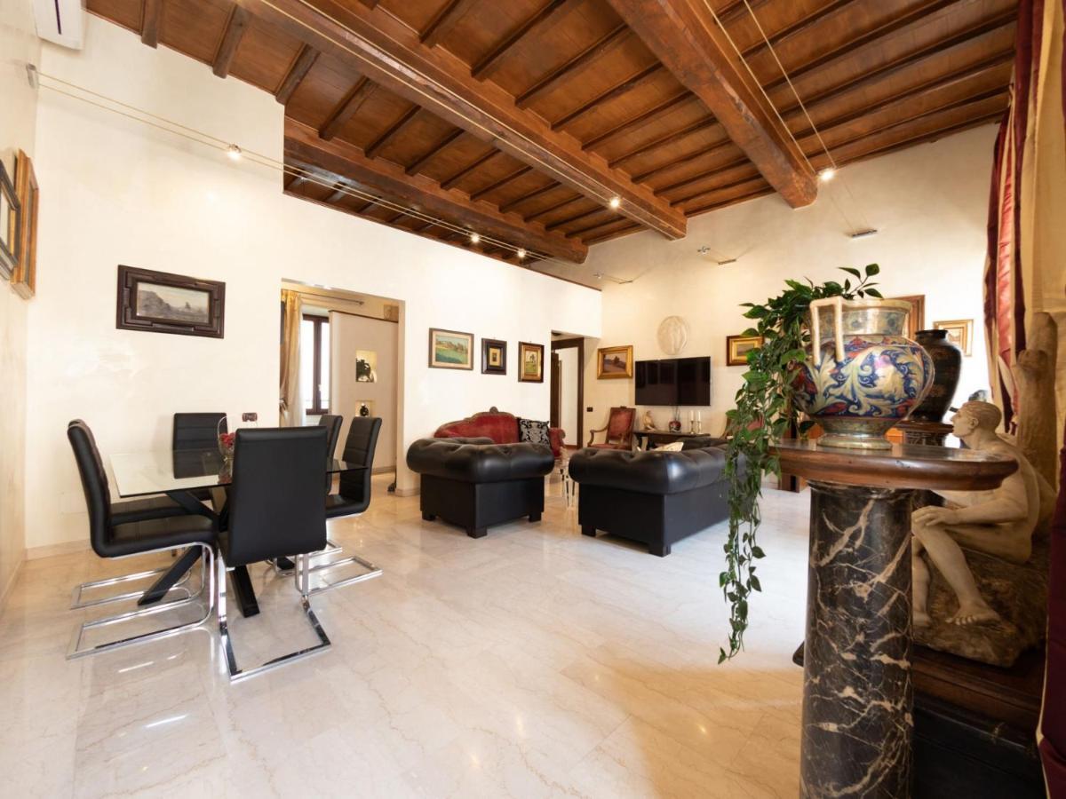 רומא The Best Rent - Apartment With A View On Altare Della Patria מראה חיצוני תמונה